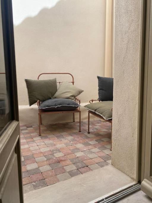 La Loge Familiale: 110M2, Place Rose Goudard, Ac ลีล-ซูร์-ลา-ซอร์ก ภายนอก รูปภาพ