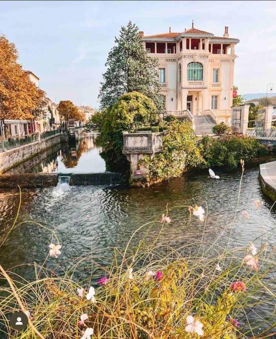 La Loge Familiale: 110M2, Place Rose Goudard, Ac ลีล-ซูร์-ลา-ซอร์ก ภายนอก รูปภาพ