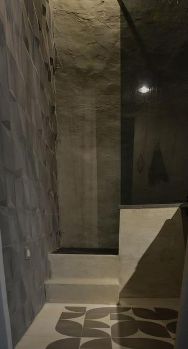 La Loge Familiale: 110M2, Place Rose Goudard, Ac ลีล-ซูร์-ลา-ซอร์ก ภายนอก รูปภาพ