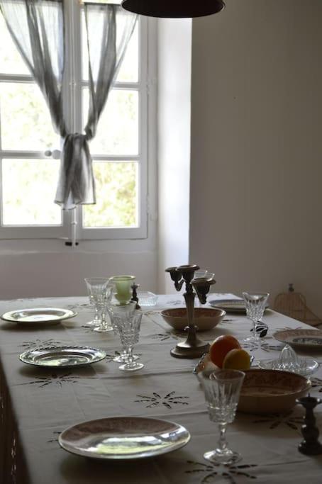 La Loge Familiale: 110M2, Place Rose Goudard, Ac ลีล-ซูร์-ลา-ซอร์ก ภายนอก รูปภาพ
