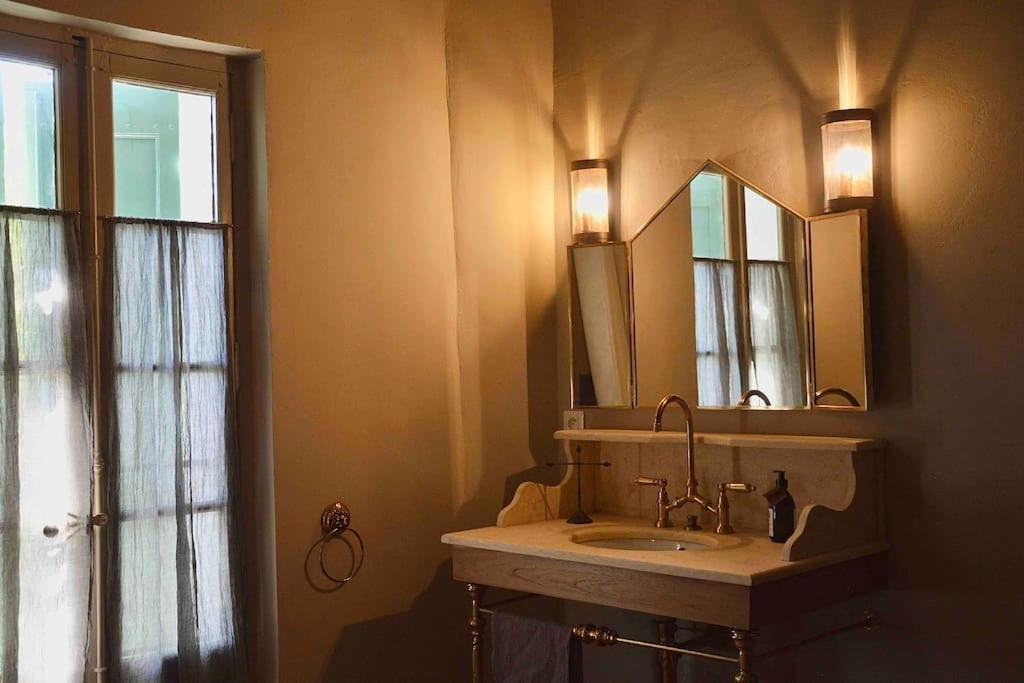 La Loge Familiale: 110M2, Place Rose Goudard, Ac ลีล-ซูร์-ลา-ซอร์ก ภายนอก รูปภาพ
